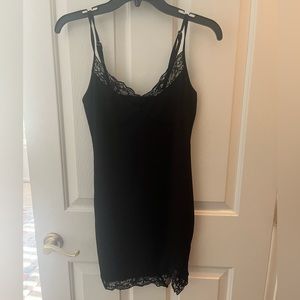 Mini sleeveless black dress